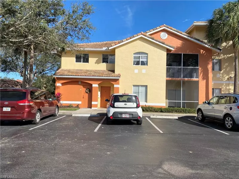 6461 Aragon WAY #102, Fort Myers, FL 33966