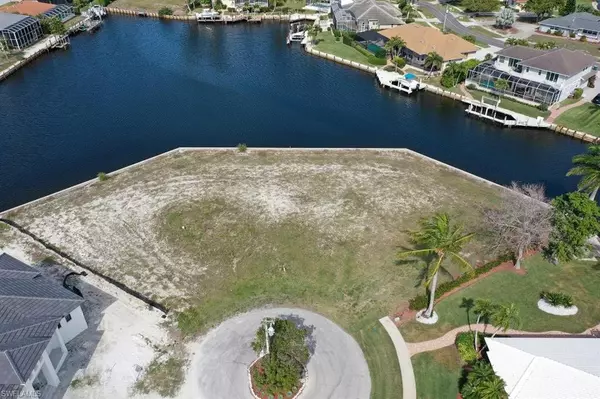 Marco Island, FL 34145,131 Templewood CT