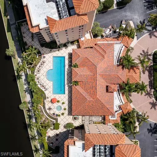 Punta Gorda, FL 33955,3329 Sunset Key CIR #404