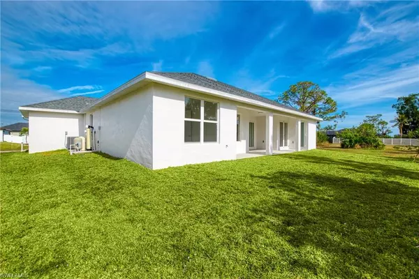 Cape Coral, FL 33991,2508 SW 1st ST