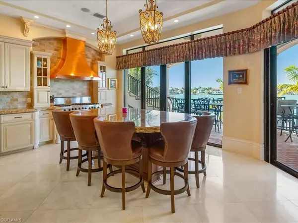 Marco Island, FL 34145,509 Tigertail CT