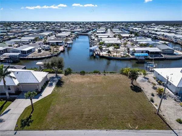 3881 Galt Island AVE, St. James City, FL 33956