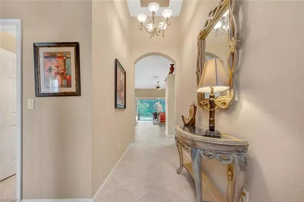 Naples, FL 34104,7846 Founders CIR