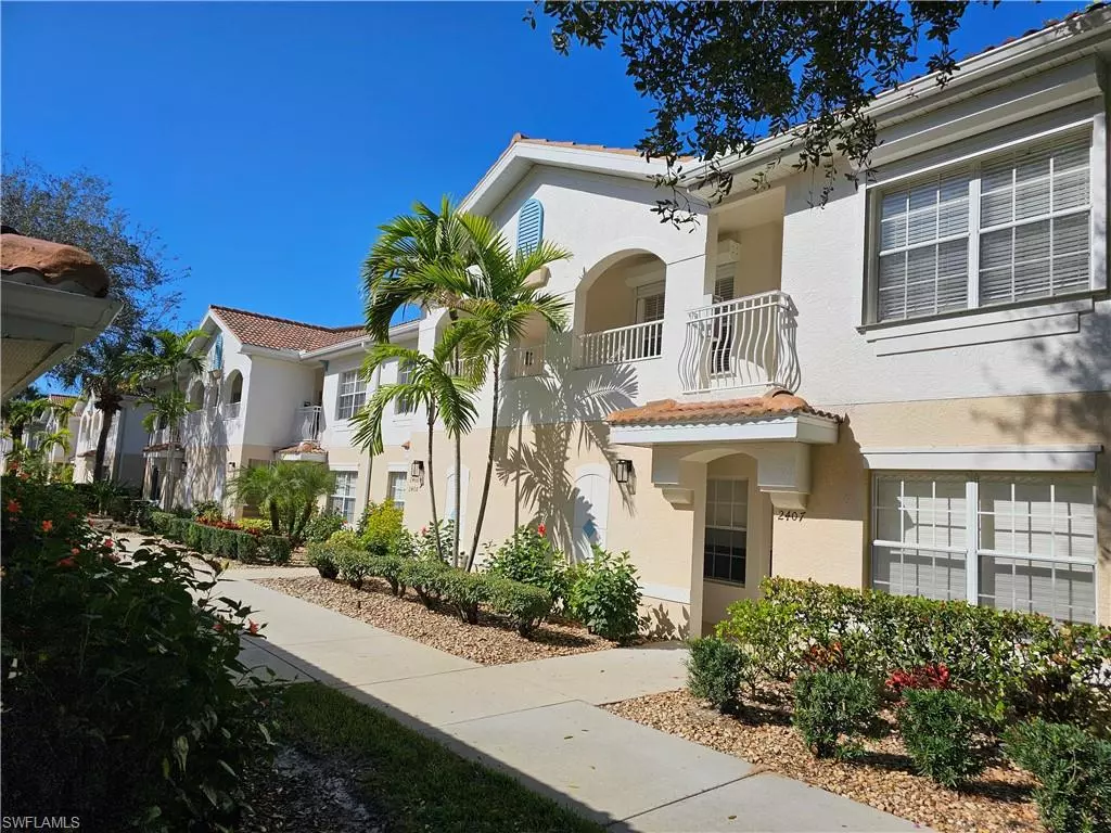 Naples, FL 34109,3027 Horizon LN #2406