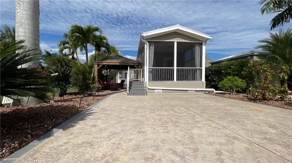 10207 Yellow Top TRL,  Fort Myers,  FL 33905