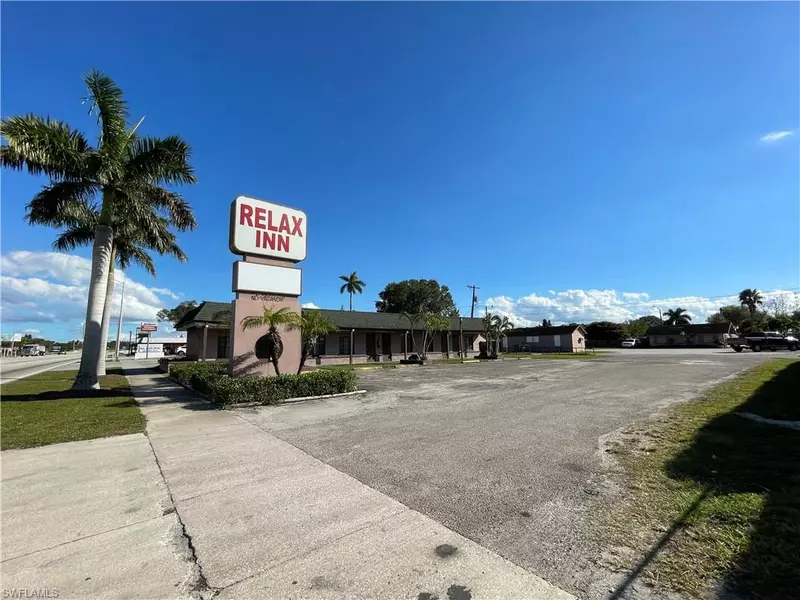 820 E Sugarland HWY, Clewiston, FL 33440