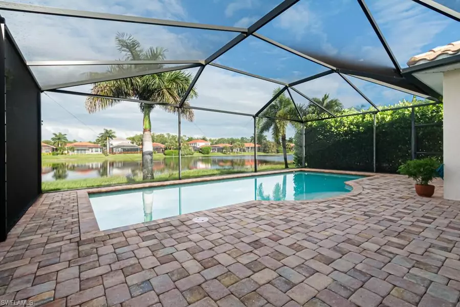 7798 Martino CIR, Naples, FL 34112