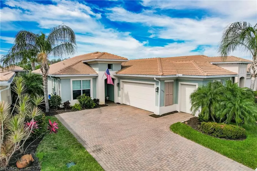 10390 Fontanella DR, Fort Myers, FL 33913