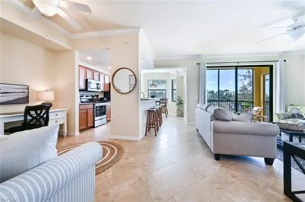 Naples, FL 34113,9727 Acqua CT #427