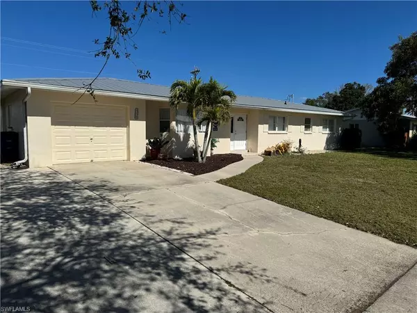 4277 Harbour LN, North Fort Myers, FL 33903