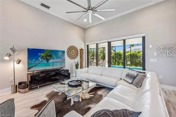 Marco Island, FL 34145,370 Regatta ST