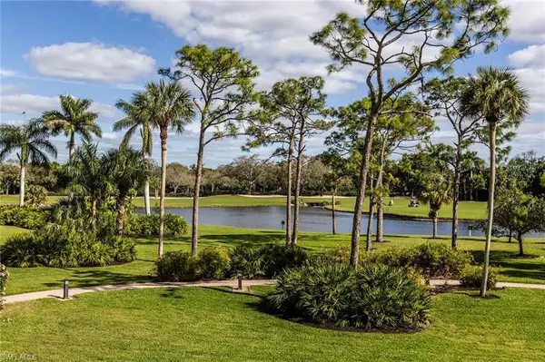 Naples, FL 34108,6350 Pelican Bay BLVD #B-105