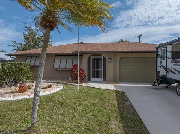 3815 SE 2nd AVE, Cape Coral, FL 33904