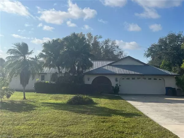 North Fort Myers, FL 33917,7436 Dana Lin CIR