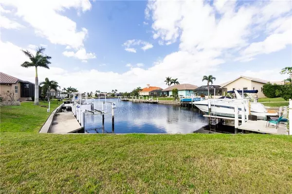 Punta Gorda, FL 33950,334 Santander CT