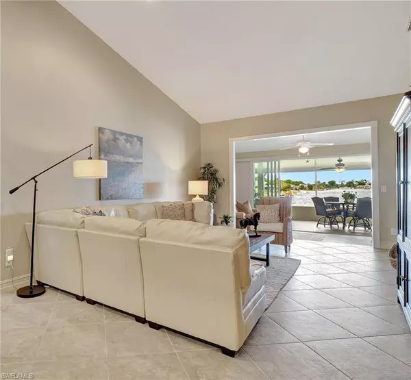 Naples, FL 34112,3096 Crown Pointe BLVD W