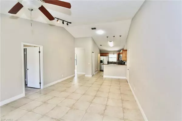 Naples, FL 34109,2082 Arbour Walk CIR #3124