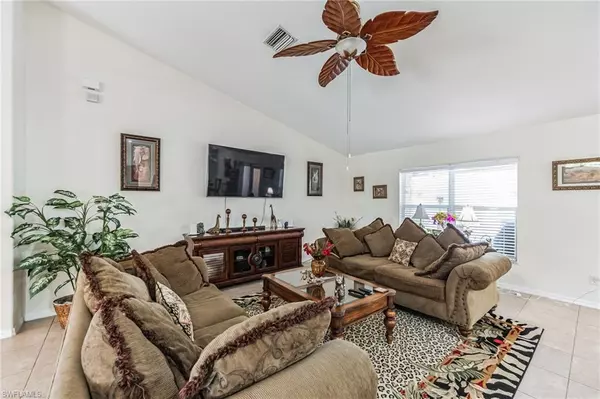 Port Charlotte, FL 33981,9161 Migue CIR