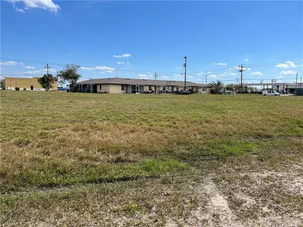 Cape Coral, FL 33909,1607 NE 7th PL