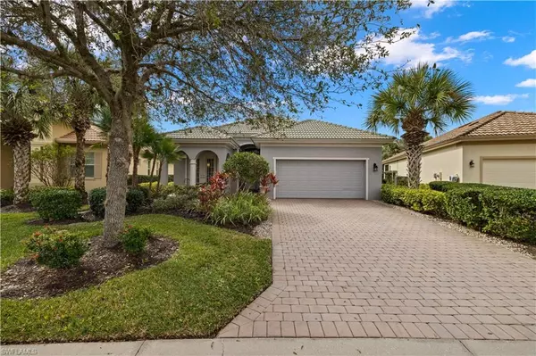 3590 Lakeview Isle CT, Fort Myers, FL 33905