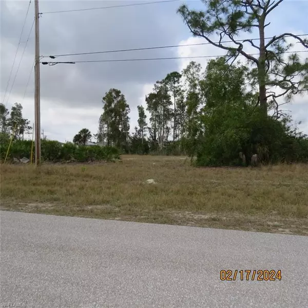 Cape Coral, FL 33909,3904 NE 15th AVE