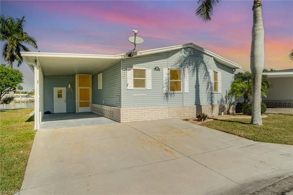 17720 Canal Cove CT, Fort Myers Beach, FL 33931