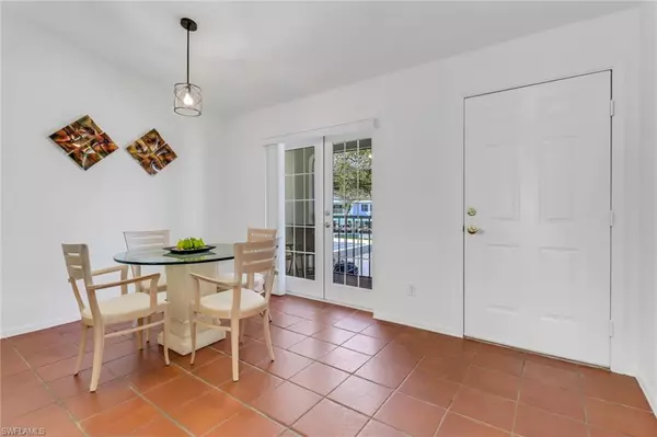 Naples, FL 34108,850 Tanbark DR #202