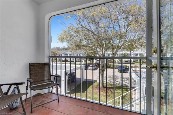 Naples, FL 34108,850 Tanbark DR #202