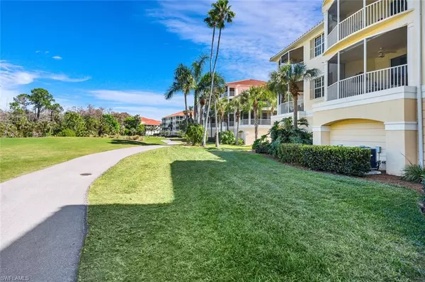 Naples, FL 34112,4873 Hampshire CT #5-107