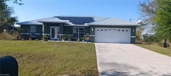 185 Pennfield ST, Lehigh Acres, FL 33974