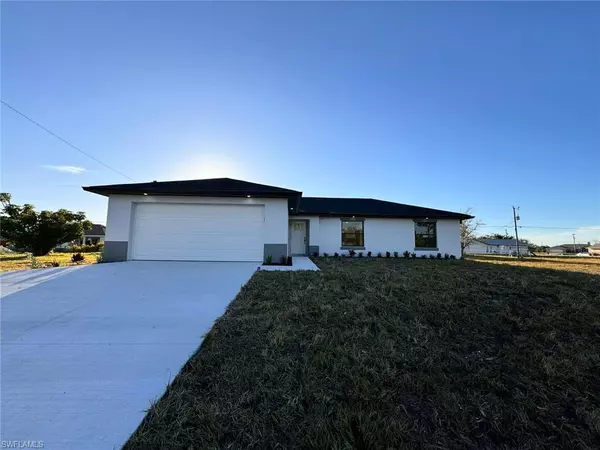 1932 NE 24th AVE, Cape Coral, FL 33909