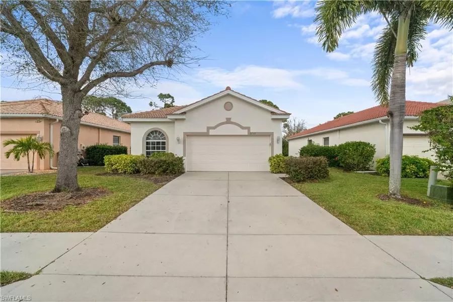 2732 Blue Cypress Lake CT, Cape Coral, FL 33909