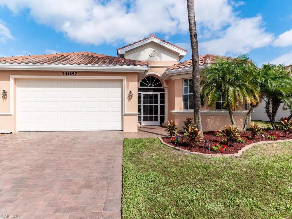 Naples, FL 34114,14087 Mirror CT