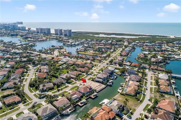 Marco Island, FL 34145,625 Hernando DR