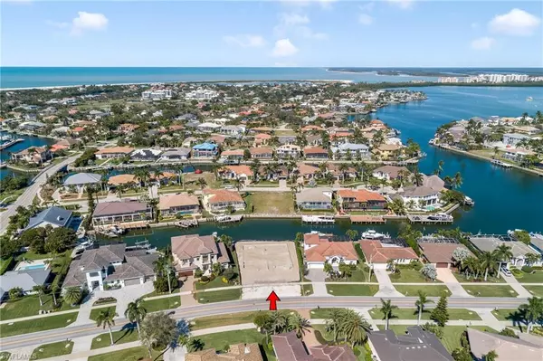 Marco Island, FL 34145,625 Hernando DR