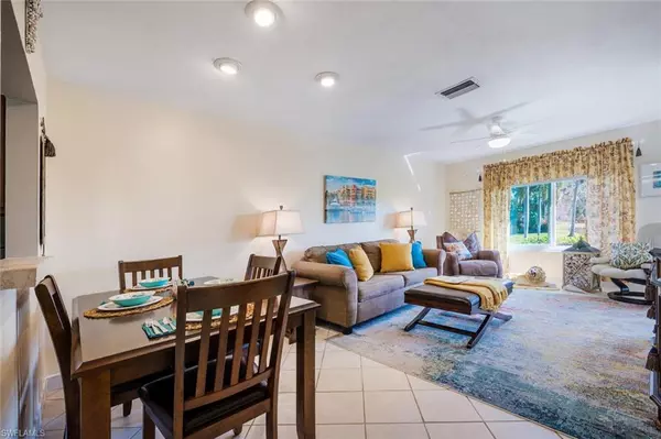 Naples, FL 34112,1054 Pine Isle LN #1054