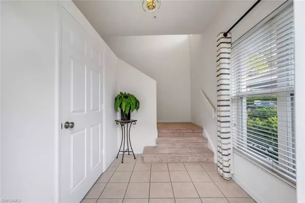 Naples, FL 34110,5060 Cedar Springs DR #202