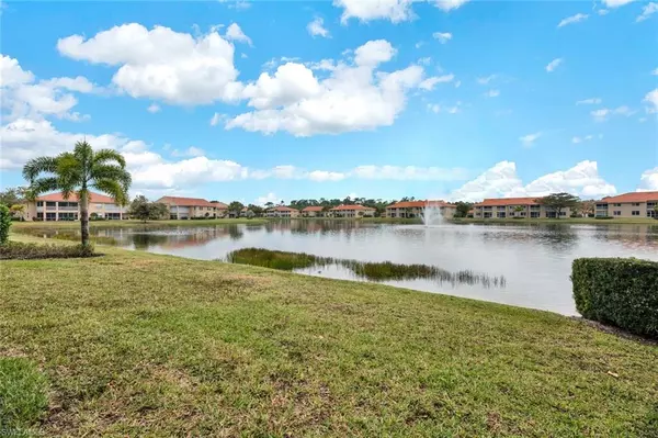 Naples, FL 34119,6880 Huntington Lakes CIR #203