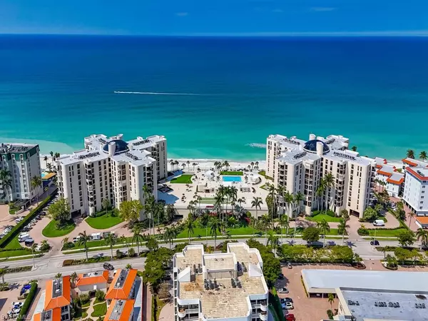 3115 Gulf Shore BLVD N #203S, Naples, FL 34103