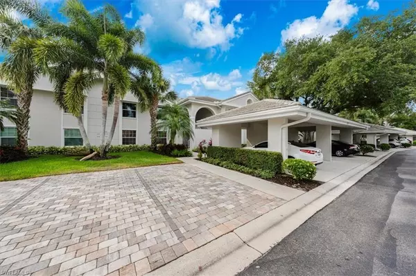 Naples, FL 34119,6270 Bellerive AVE #301