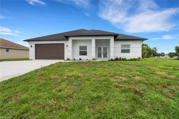 2609 Van Buren PKWY, Cape Coral, FL 33993