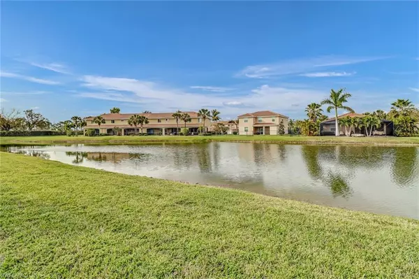 Cape Coral, FL 33909,2425 Laurentina LN