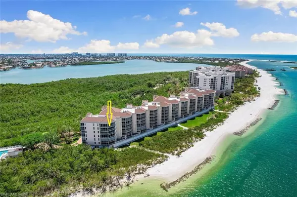 Marco Island, FL 34145,6000 Royal Marco WAY #657