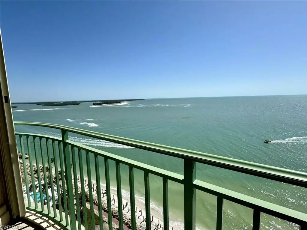 Marco Island, FL 34145,980 Cape Marco DR #1703