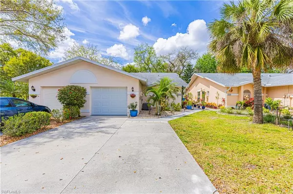 12253 Londonderry LN, Bonita Springs, FL 34135