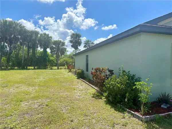 Lehigh Acres, FL 33974,125 Shadow Lakes DR