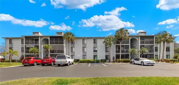 4701 Lakeside Club BLVD #12, Fort Myers, FL 33905