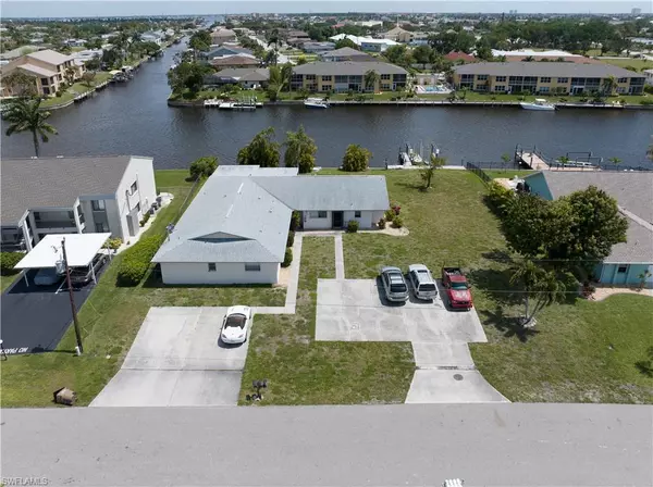 Cape Coral, FL 33904,4017 SE 11th PL