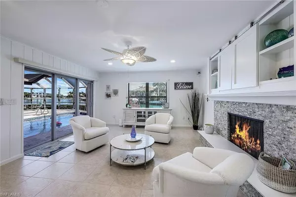 Marco Island, FL 34145,1421 Firwood CT