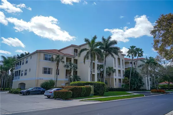 Naples, FL 34112,4844 Hampshire CT #204